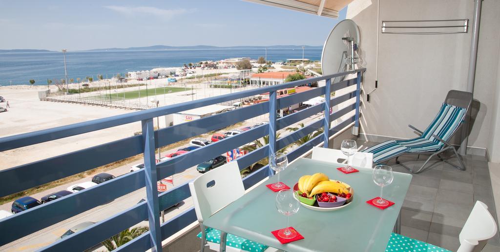 Luxury Beach Front Apt With Seaside View And Free Parking Split Exterior photo