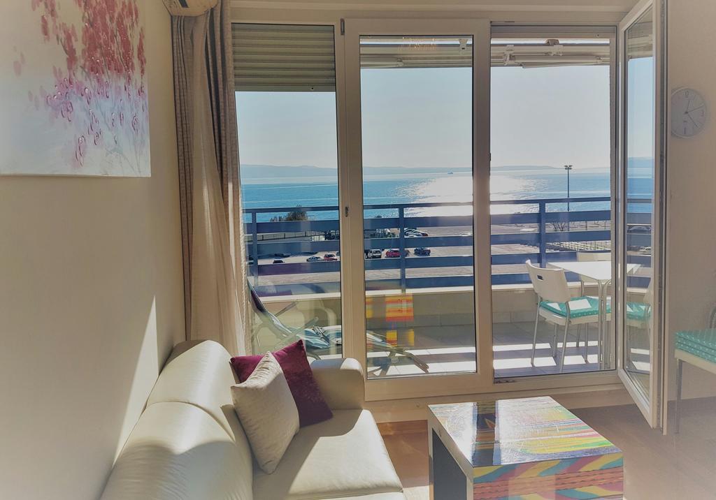 Luxury Beach Front Apt With Seaside View And Free Parking Split Exterior photo